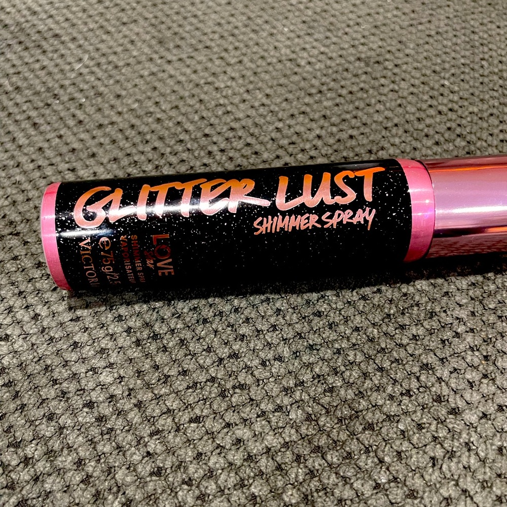VS Love star shimmer spray